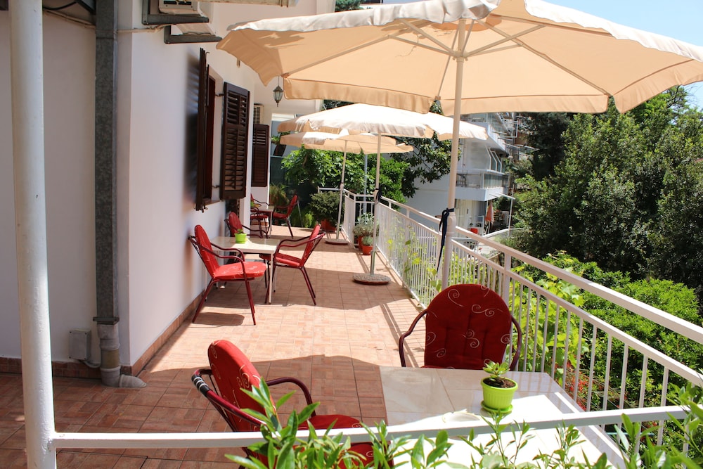 guest house tomanovic
