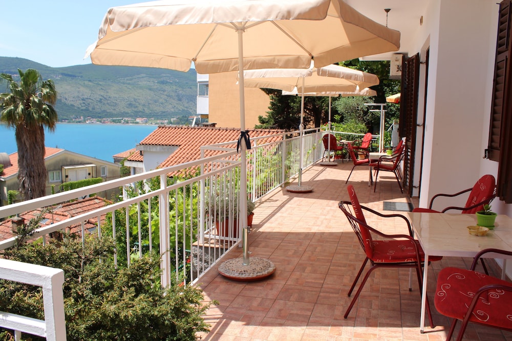 guest house tomanovic