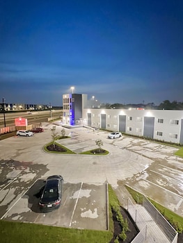 crystal inn missouri city