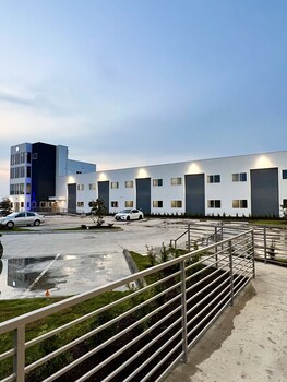 crystal inn missouri city