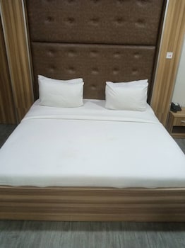 sky suites ikeja