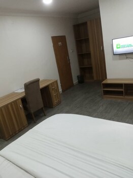 sky suites ikeja