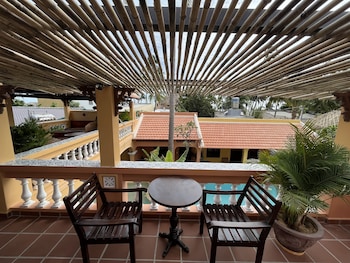 mi nhon em hotel muine
