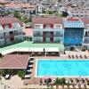 side legend hotel