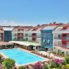 side legend hotel