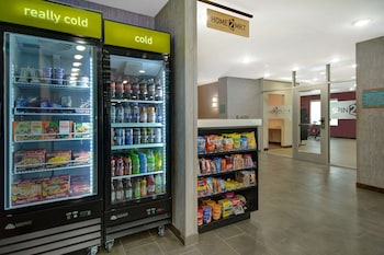 home2 suites by hilton grand rapids airport