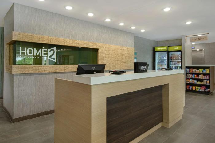 home2 suites by hilton grand rapids airport