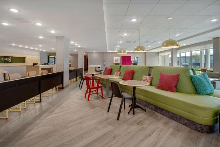 home2 suites by hilton grand rapids airport