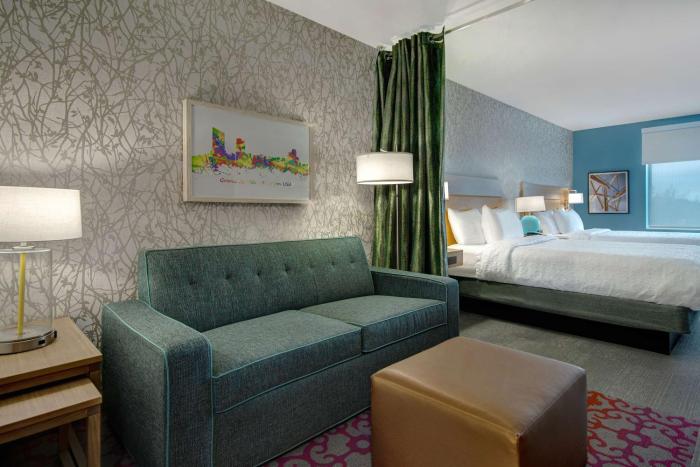 home2 suites by hilton grand rapids airport
