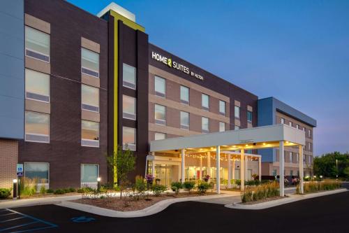 home2 suites by hilton grand rapids airport