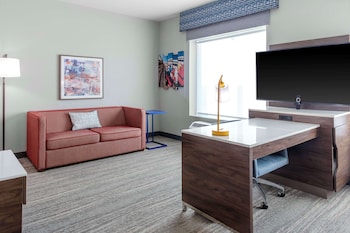 hampton inn and suites indianapolis west speedway