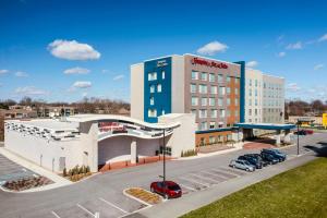 hampton inn and suites indianapolis west speedway