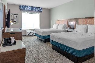 hampton inn and suites indianapolis west speedway