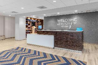 hampton inn and suites indianapolis west speedway