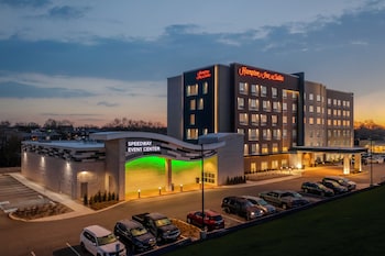 hampton inn and suites indianapolis west speedway
