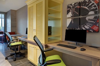 Home2 Suites By Hilton Las Vegas North,Sunrise Manor>>Las Vegas,3 star