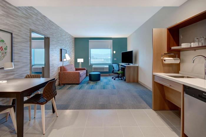 home2 suites by hilton las vegas north