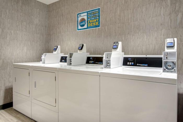 home2 suites by hilton las vegas north