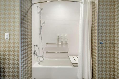 home2 suites by hilton las vegas north