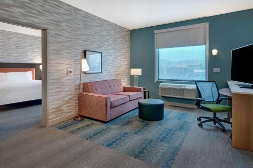 home2 suites by hilton las vegas north