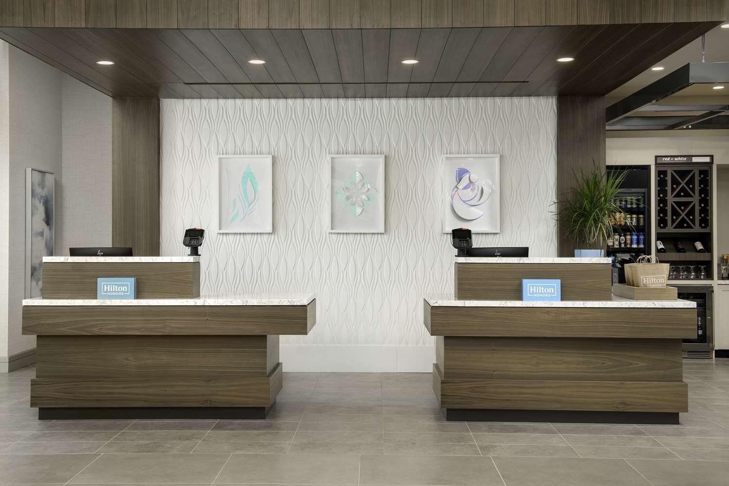 hilton garden inn pensacola downtown