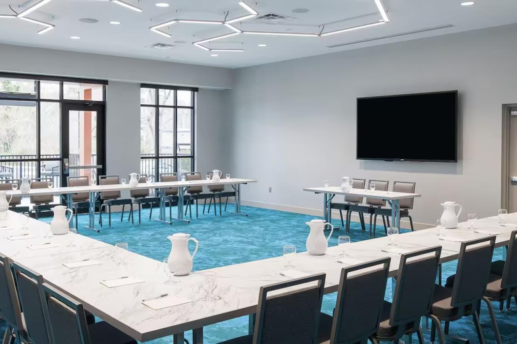 hilton garden inn pensacola downtown