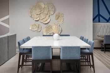 Hilton Garden Inn Pensacola Downtown,United States Of America>>Pensacola,3 star