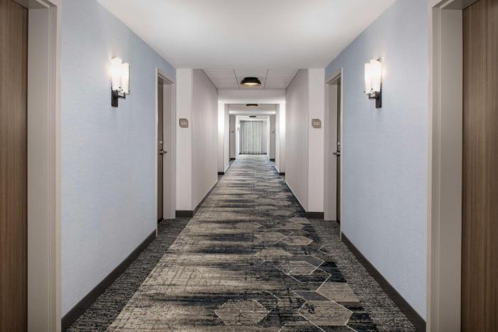 hilton garden inn pensacola downtown