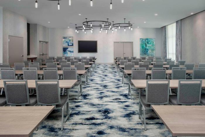 hilton garden inn pensacola downtown