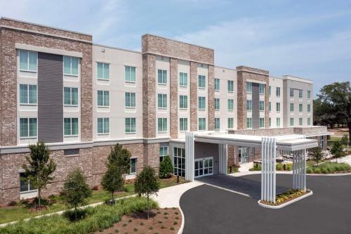 hilton garden inn pensacola downtown