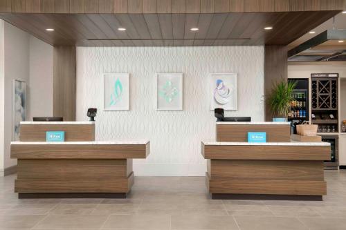 hilton garden inn pensacola downtown