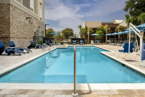 hilton garden inn pensacola downtown