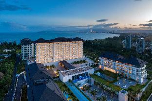 the mermoon resort hainan tufu bay tapestry by hilton