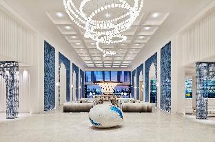 the mermoon resort hainan tufu bay tapestry by hilton