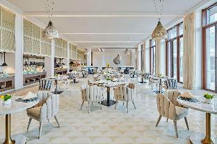 the mermoon resort hainan tufu bay tapestry by hilton