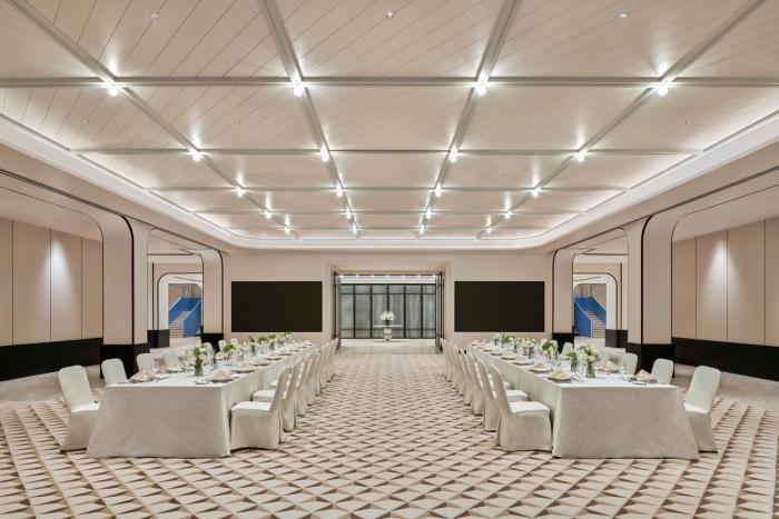 the mermoon resort hainan tufu bay tapestry by hilton