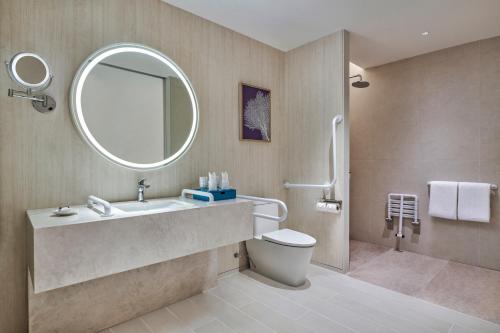 the mermoon resort hainan tufu bay tapestry by hilton
