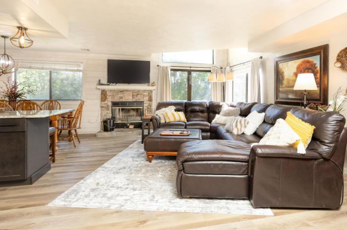 seven springs meadowridge 3 bedroom standard condo sleeps 10 pet friendly 3 condo by redawning