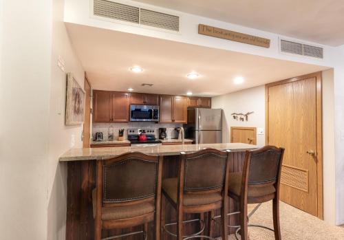 Seven Springs Meadowridge 2 Bedroom Standard Condo With Deck And Mountain Views! 2 Condo By Redawning,United States Of America>>Champion,3 star