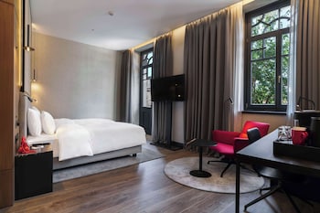 radisson red tbilisi