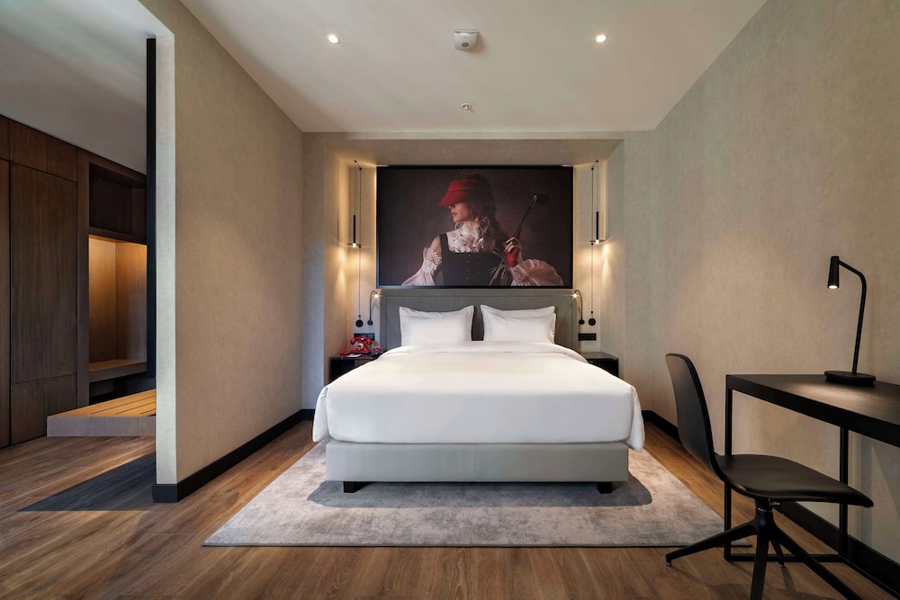 radisson red tbilisi