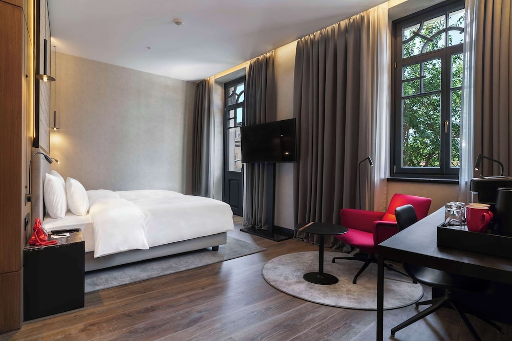 radisson red tbilisi