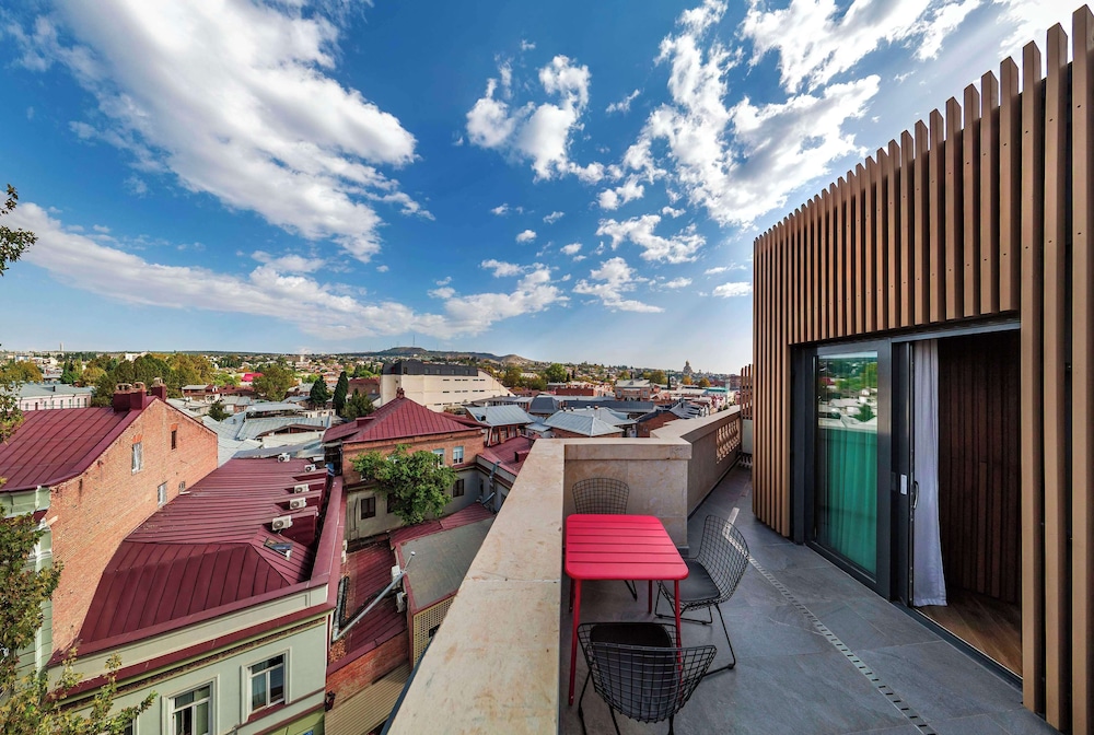 radisson red tbilisi