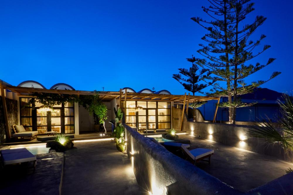oscar beachfront suites