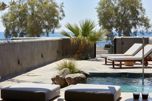 oscar beachfront suites