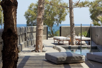 oscar beachfront suites