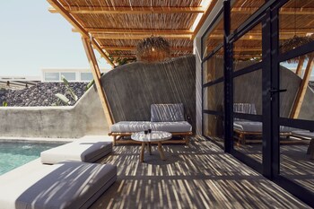oscar beachfront suites