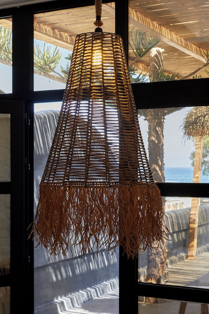 oscar beachfront suites
