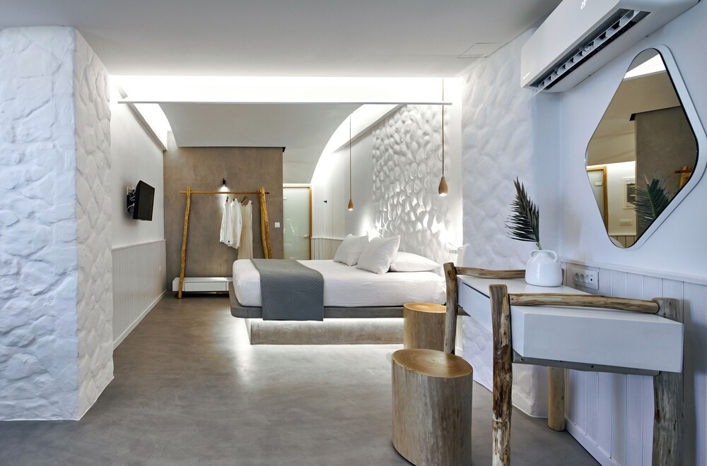 oscar beachfront suites