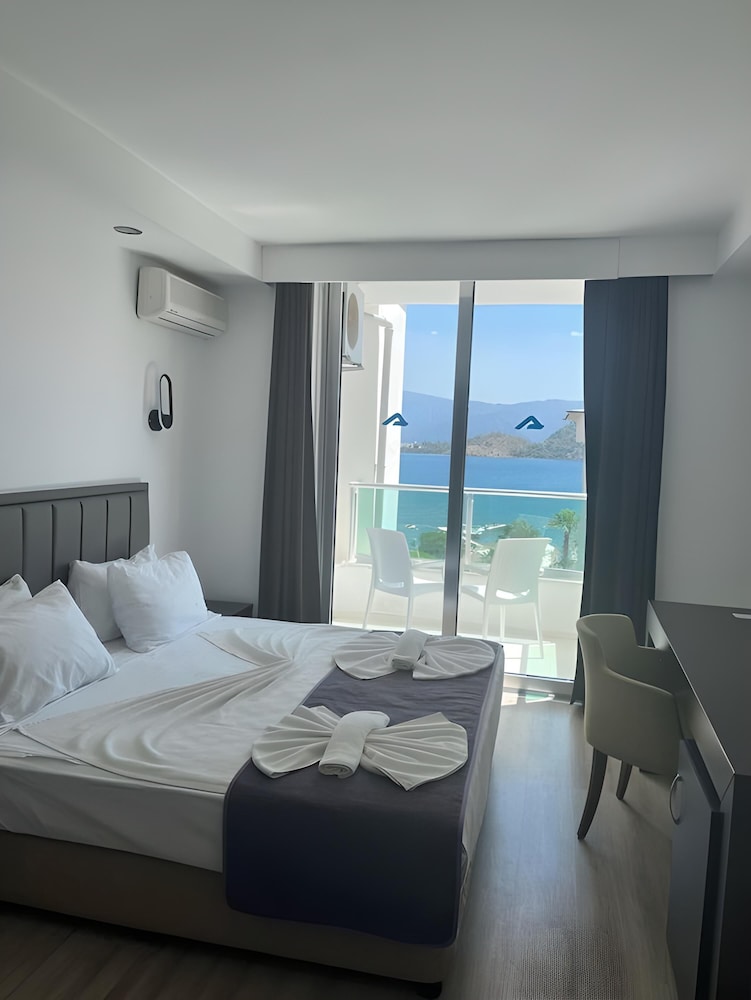 supreme beach adults only